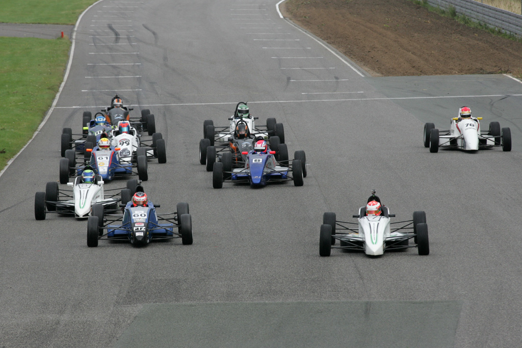 En ny sæson i Formel Ford tager i weekenden sin begyndelse på Ring
(Foto: Henning Smed / <A HREF=http://www.danskerbiler.dk/danskerchassiser/index.php TARGET=blank >DanskerBiler.dk</A>)